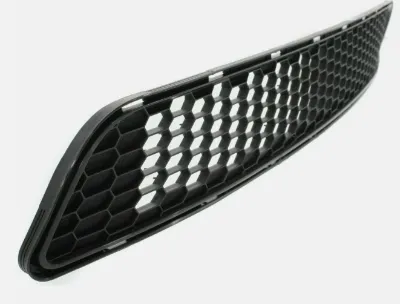 2011 - 2017 Toyota Sienna FRONT BUMPER GRILLE LE